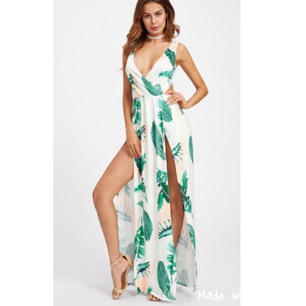 Relisted β¨Maxi Dress High Side Slits - Picture 1 of 6